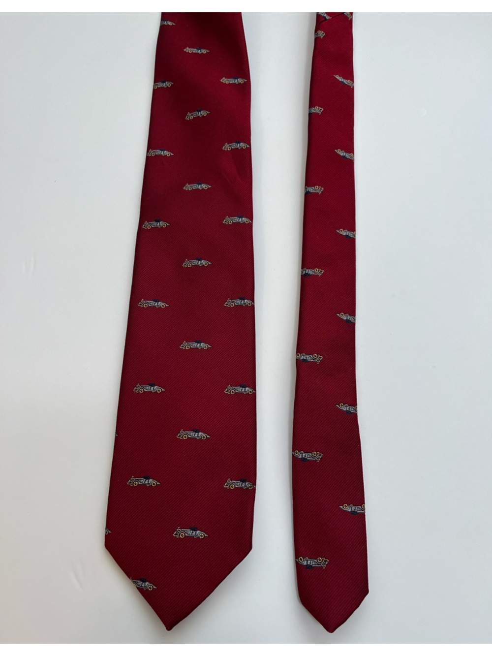 Bentley’s Ltd. By Jacobs Roberts red silk tie with vintage car print